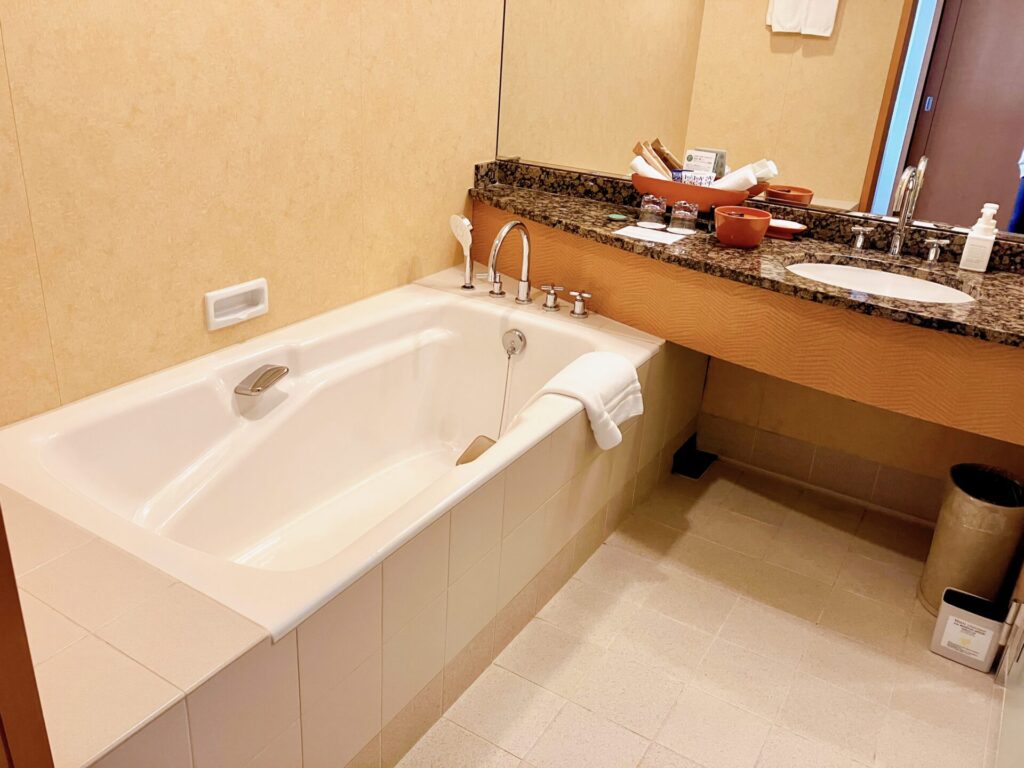 「横浜ベイホテル東急」デラックスツインルームのお風呂