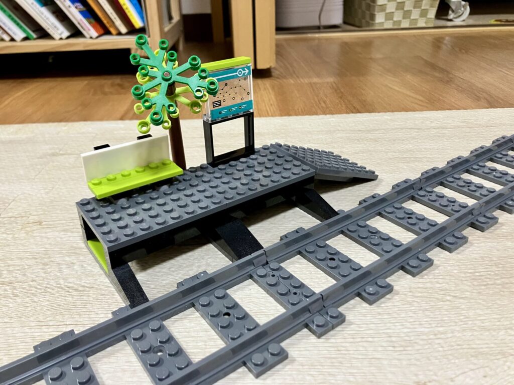 線路脇に付いている駅